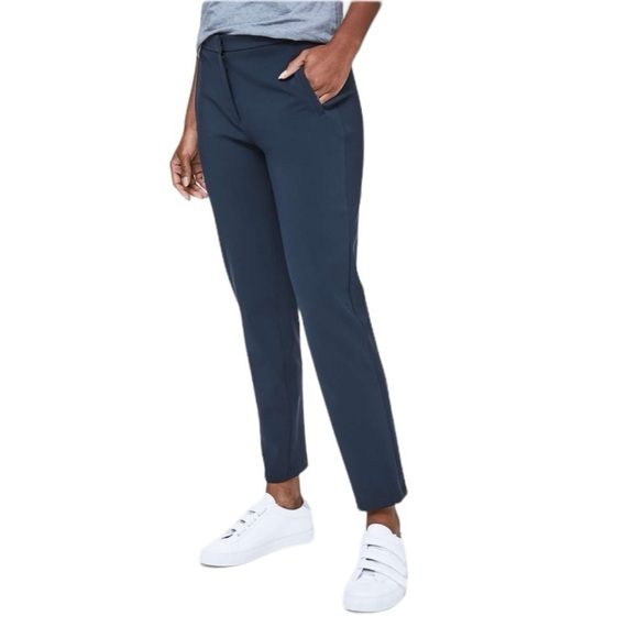 lululemon athletica Pants - Lululemon On The Move Pant 28" True Navy Size 4 NWOT W5BGZS